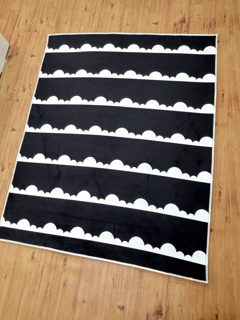 خرید اینترنتی فرش اتاق کودک بتمن