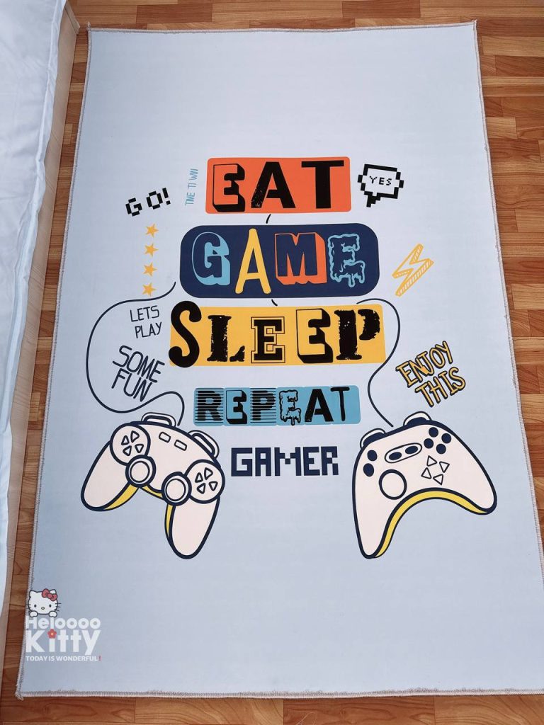 فرش گیمینگ طرح Eat Game Sleep Repeat برای اتاق نوجوان